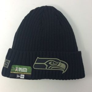 2020 Seattle Seahawks Salute to Service Knit cap